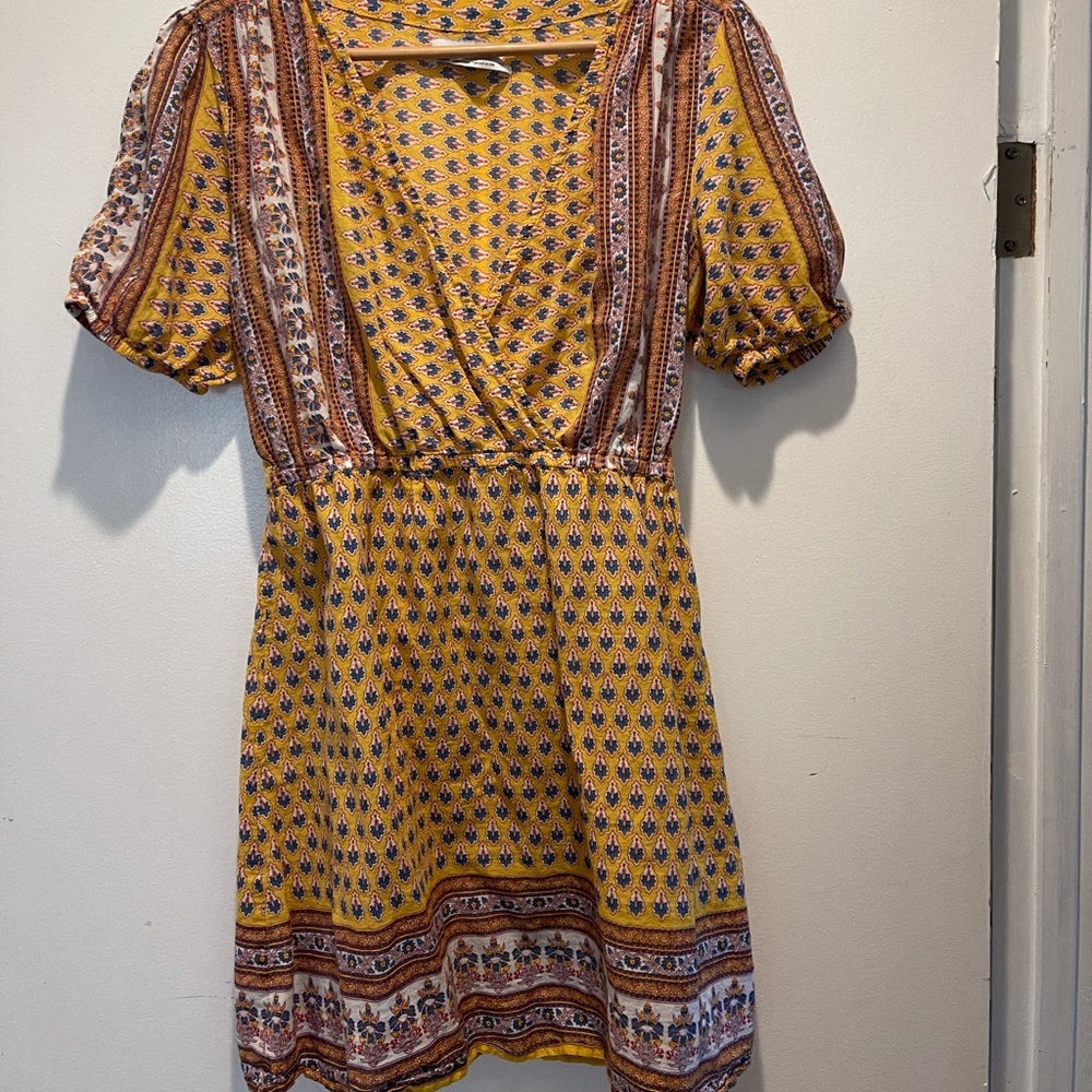 Urban Outfitters v neck dress